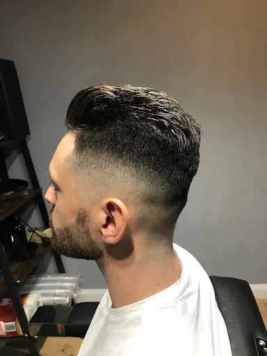 Fryzjer męski zamość Barber zamość Barbershop J.Ostaszewski